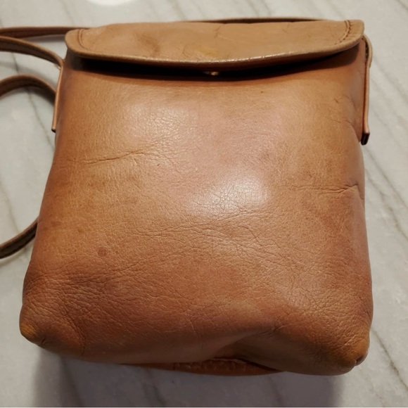 Hobo International Leather Vintage Crossbody Bag Tan - Picture 2 of 6